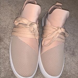 Steve Madden Lancer Sneaker